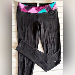 IVIVVA by LULULEMON girls black leggings